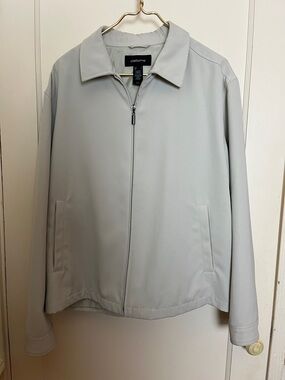 Claiborne Vintage Windbreaker in Cement Neutral